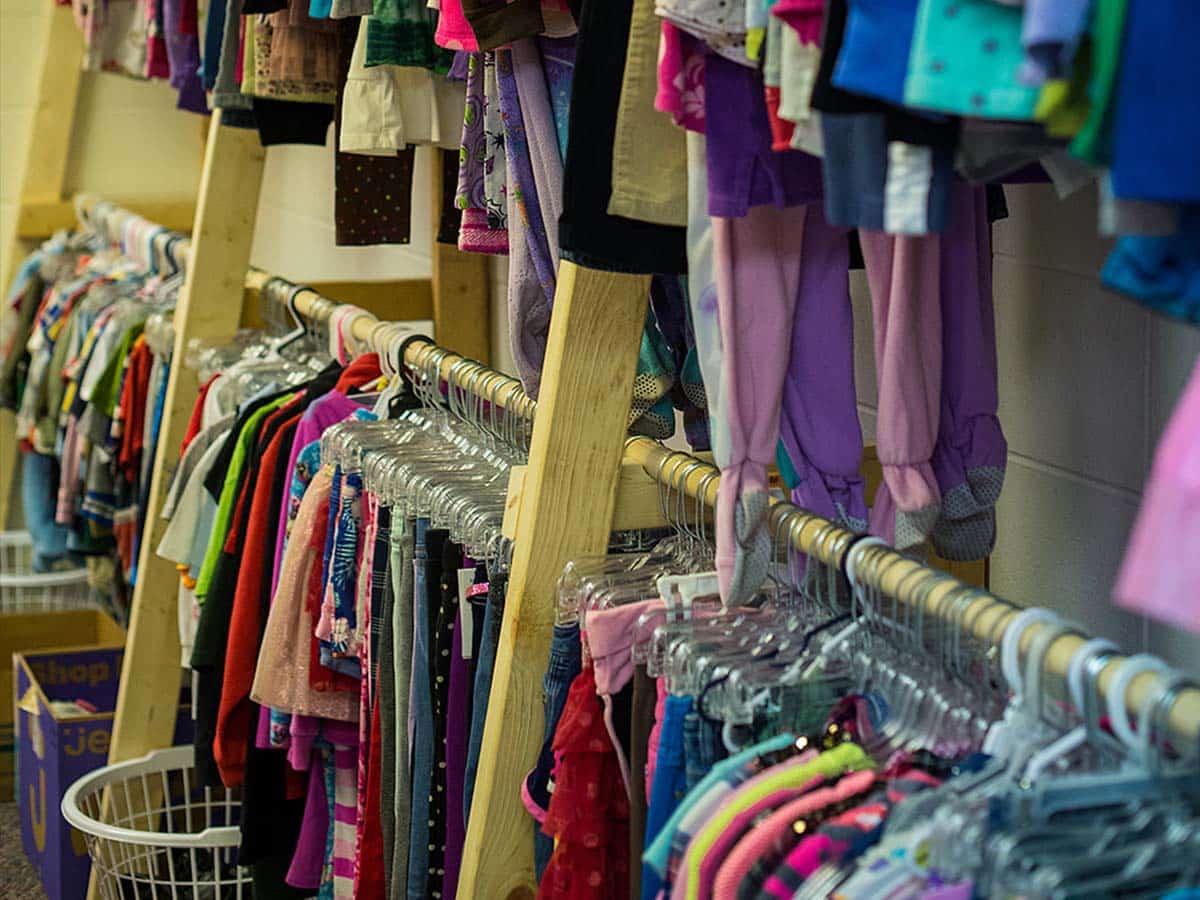 Free Clothing Green Bay WI
